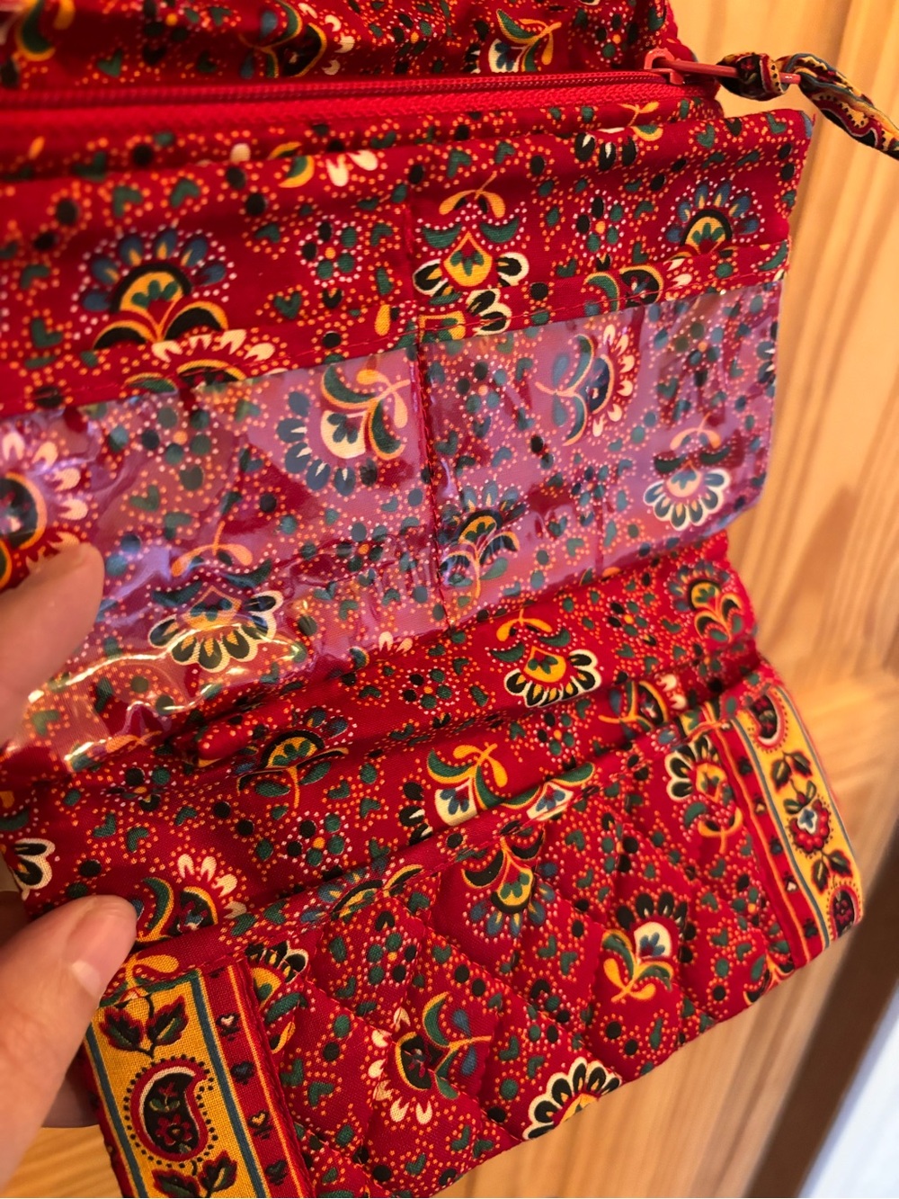 Vera Bradley Red Floral Quilted Crossbody Bag - Retired Pattern - Picture 11 of 12